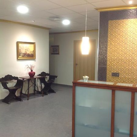 Hostal Bisbal Only Adults No Ac Valencia Luaran gambar