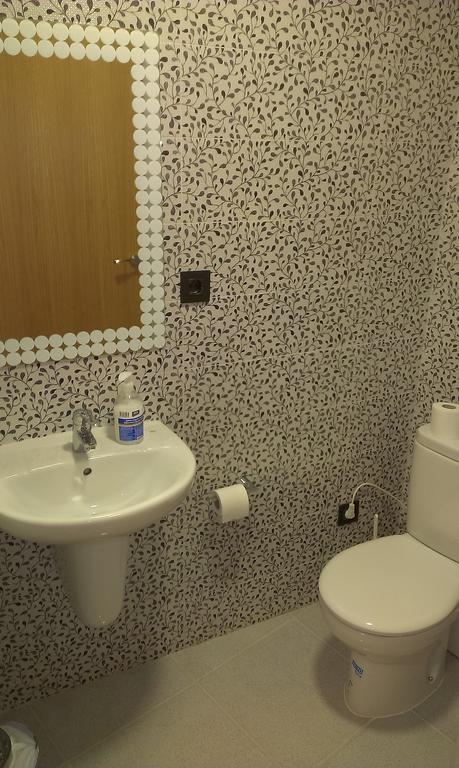 Hostal Bisbal Only Adults No Ac Valencia Bilik gambar