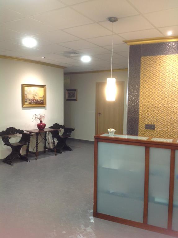 Hostal Bisbal Only Adults No Ac Valencia Luaran gambar